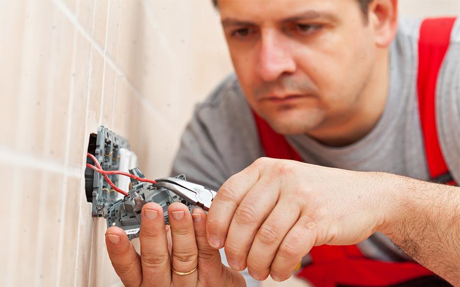 électricien maintenance Sèvres